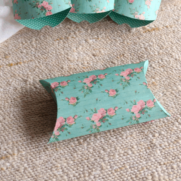 CAJA PILLOW 6X8 FLOWERS X10U - Imagen 2