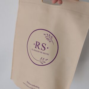 BOLSA FRISELINA 30X40X10 C/ ESTAMPA FULL COLOR MANIJA TIRA O RIÑON