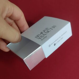 CAJAS 6X6X2,5 INTERIOR METALIZADO PERSONALIZADAS (TAPA CORREDIZA)