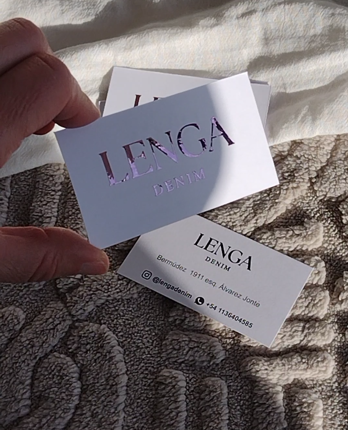 TARJETA 9X5. LOGO METALIZADO. DOBLE FAZ X30